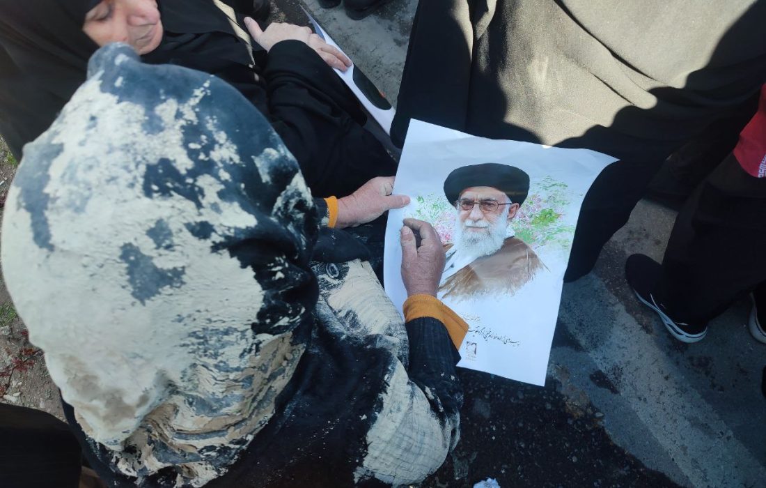 تجمع امت حزب الله در عزای رهبر مسلمین جهان حضرت امام خامنه ای (ره)