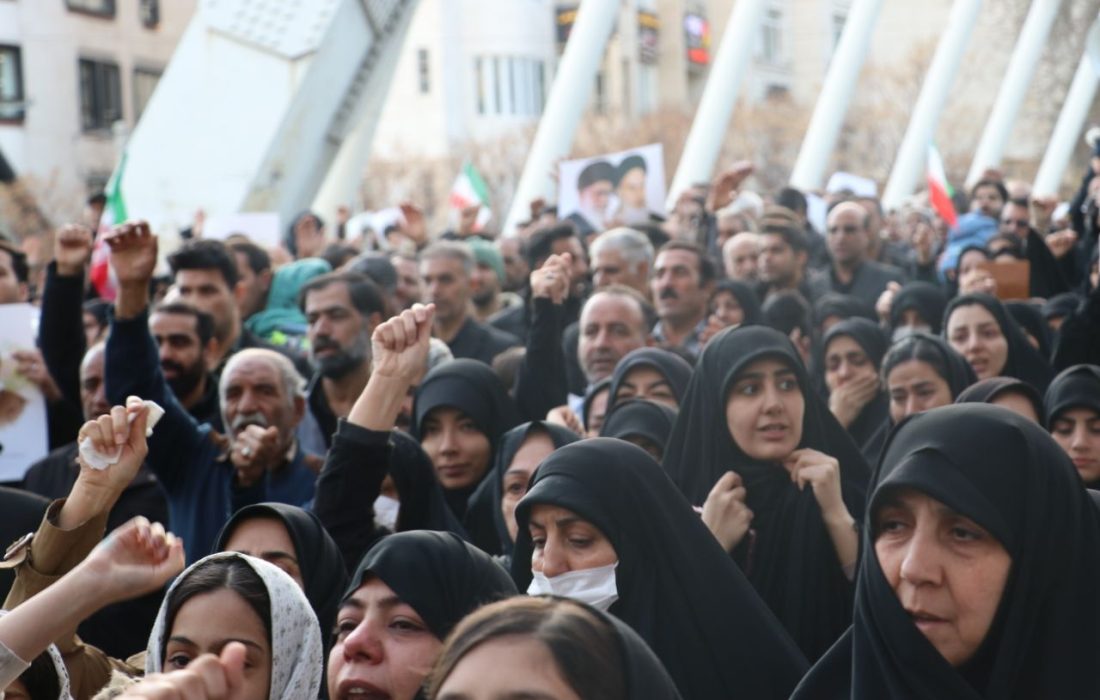 خروش حماسی و عاشورایی مردم خرم آباد در پی شهادت رهبرمعظم انقلاب اسلامی