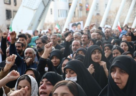 خروش حماسی و عاشورایی مردم خرم آباد در پی شهادت رهبرمعظم انقلاب اسلامی