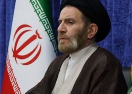 ۱۲ فروردین روز برافراشتن پرچم استقلال بود