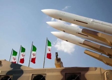 دشمن مقابل نیروهای مسلح ایران کم آورده است