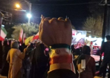 حماسه مقاومت ملت ایران در برابر متجاوزان