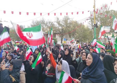 گردهمایی «دا» با حضور بانوان لرستانی برگزار شد