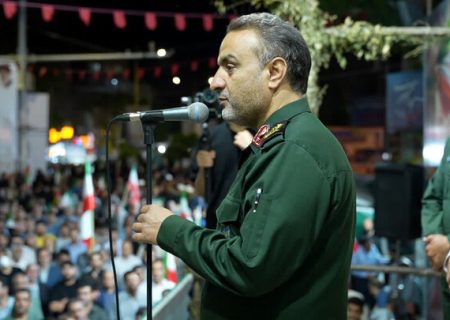 ملت ایران برای خلق یک حماسه بزرگ انتخاب شدند