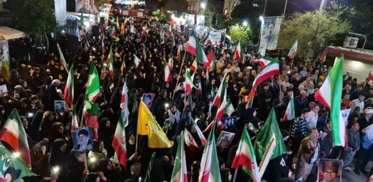 ایستادگی ۶۱ روزه ملت در سنگر خیابان