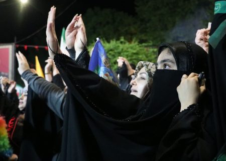 پنجاه و دومین موج حماسه شبانگاهی مردم خرم آباد