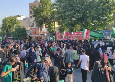 خیابان انقلاب خرم‌آباد میزبان عاشقان ولایت