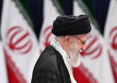 خون رهبر شهید بسیاری از مردم را بیدار کرد