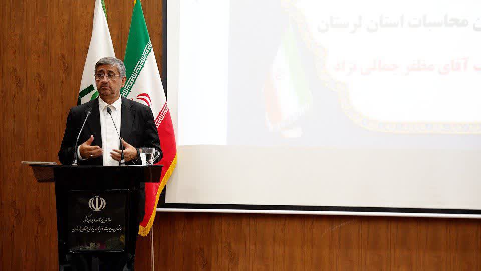 نگاه دیوان محاسبات اصلاحی و هدایتگرانه است