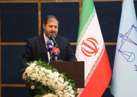 پرونده‌های معوق لرستان را تعیین‌تکلیف می‌کنیم
