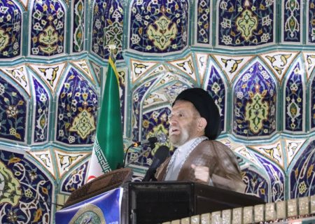 تهاجم برهنگی خطرناک‌تر از تهاجم نظامی است