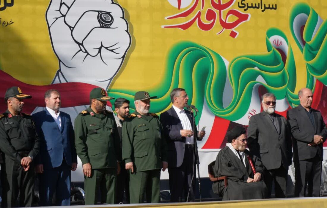 حضور مردم لرستان در رزمایش جان‌فدا جلوه ای از وفاداری به انقلاب است